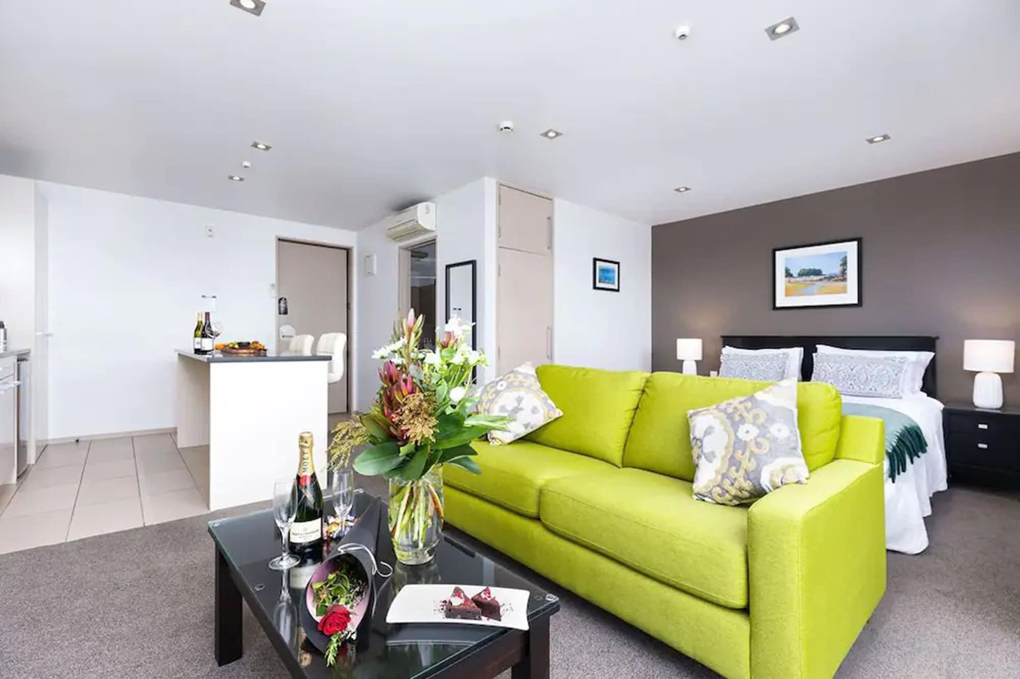 Palazzo Motor Lodge Nelson Extérieur photo A typical apartment at the hotel