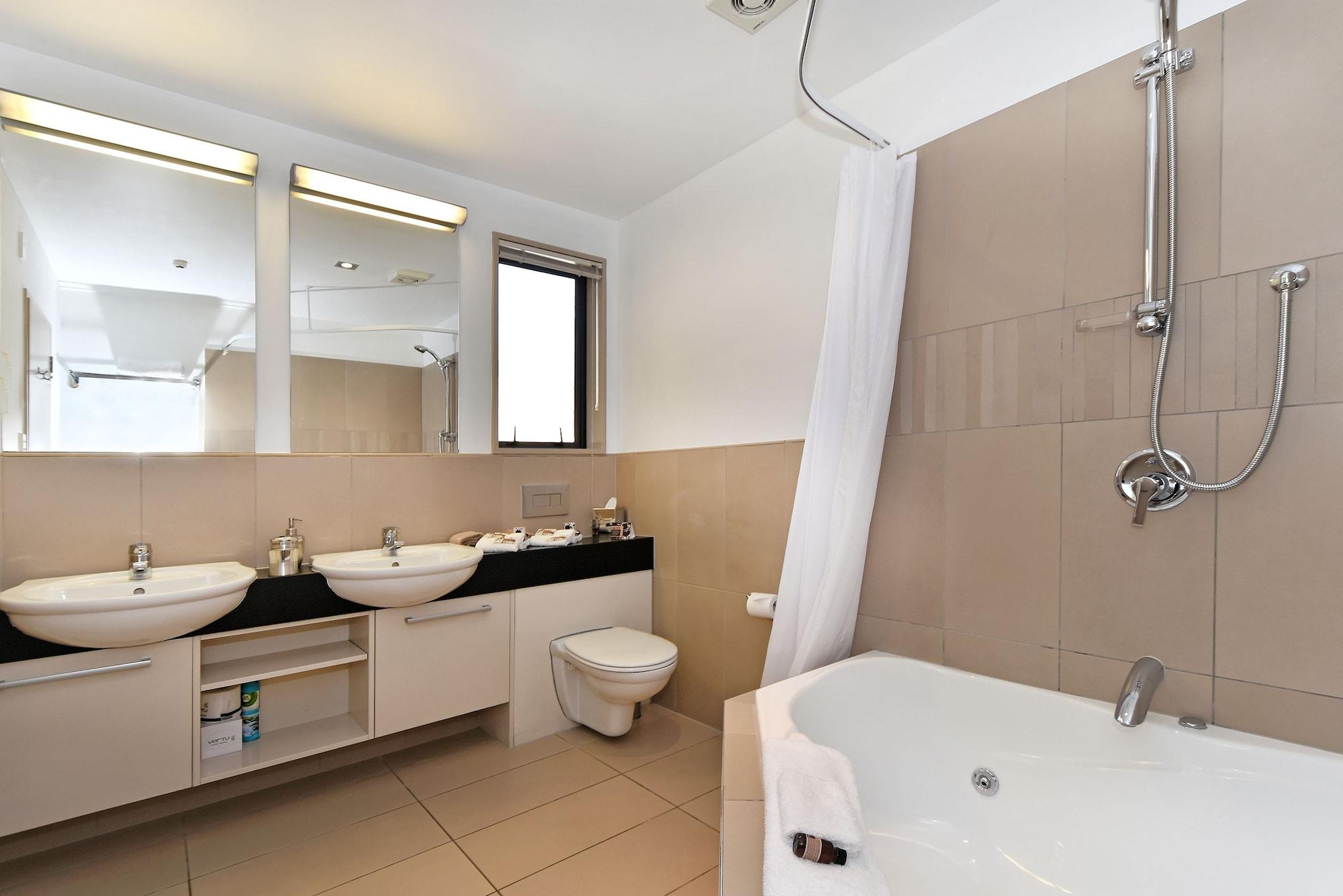 Palazzo Motor Lodge Nelson Extérieur photo Bathroom