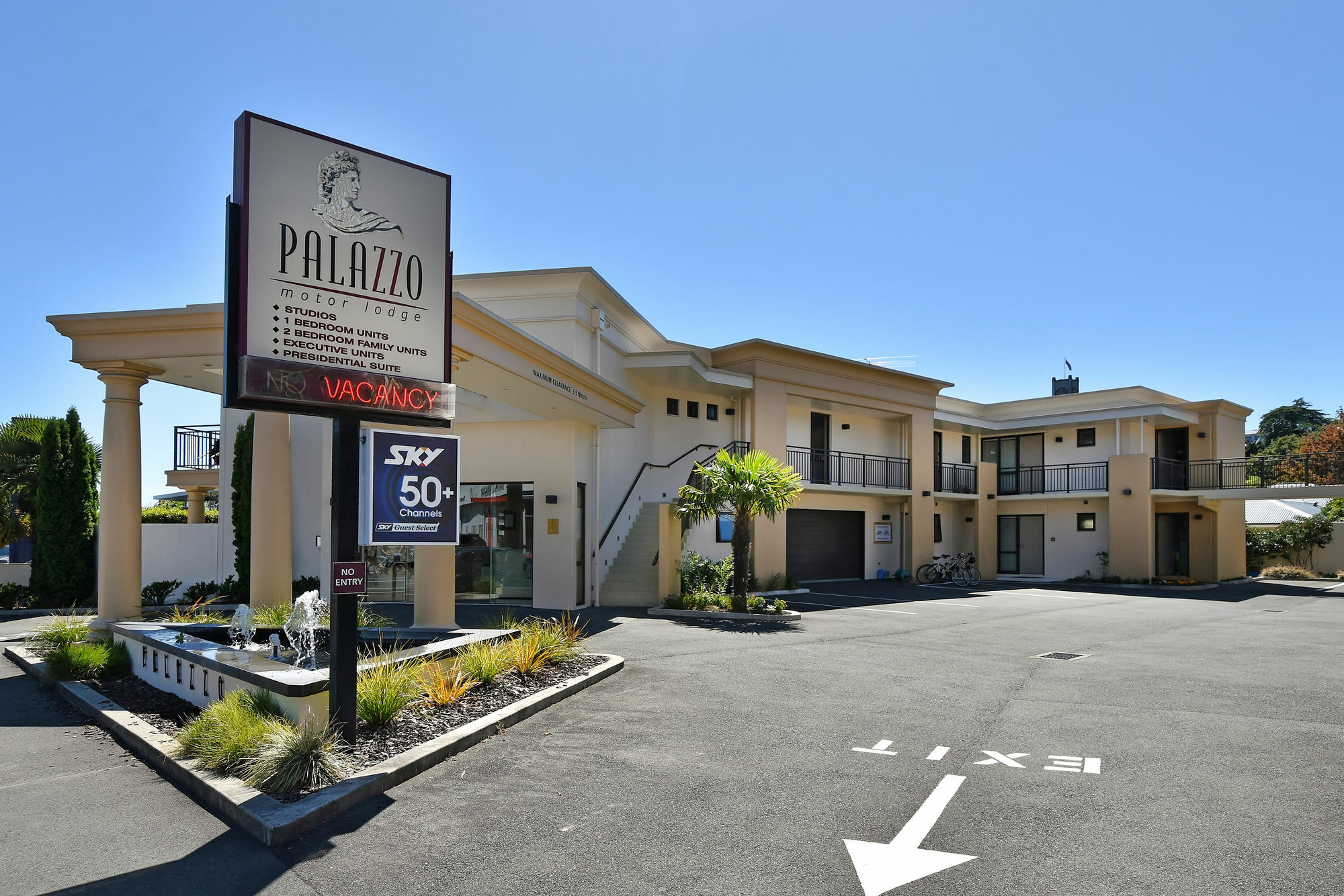 Palazzo Motor Lodge Nelson Extérieur photo Palazzo Versace, 2015
